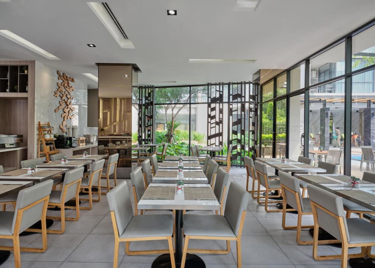 Altera Hotel And Residence By At Mind Pattaya Bagian luar foto